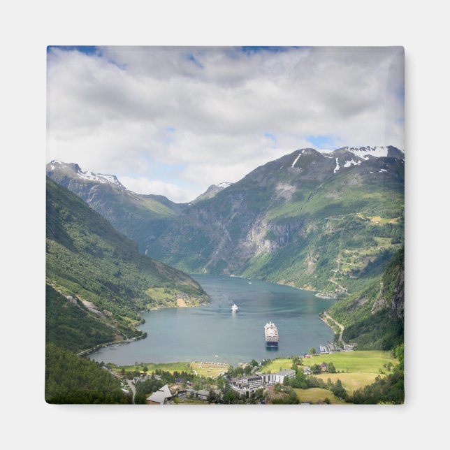 Vista de Geirangerfjord en imán cuadrado de Norueg (Frente)