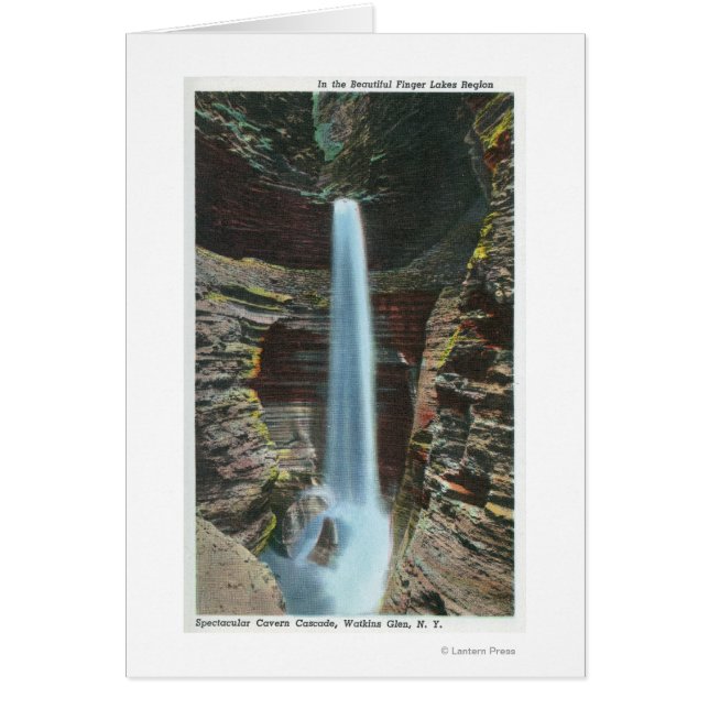 Vista de la espectacular cascada de Cavern (Frente)