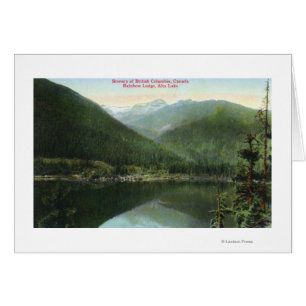 Vista de la Logia Arcoiris y el Lago Alta