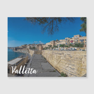 Vista de la muralla y el puerto de La Valeta