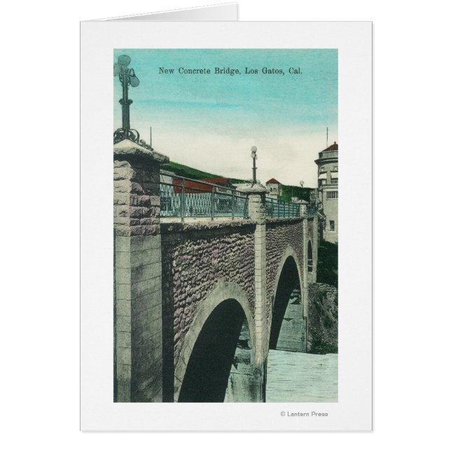 Vista de un puente concretoLos Gatos, CA (Frente)