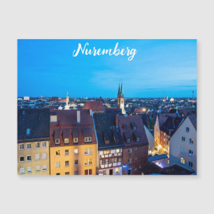 Vista del casco antiguo de Nuremberg de noche