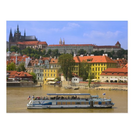 Vista del castillo y de la ciudad de Praga por Postal