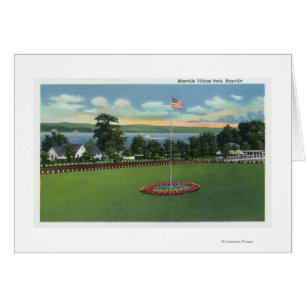 Vista del parque y de la asta de bandera del