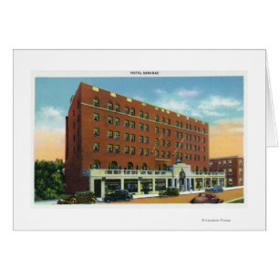 Vista exterior del hotel Saranac