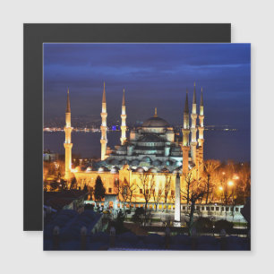 Vista nocturna de la Mezquita Azul de Estambul Tur