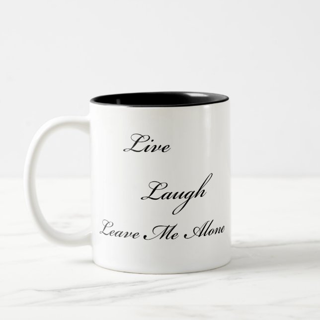 "Vivo, risa, déjeme" la taza entonada dos solos (Izquierda)