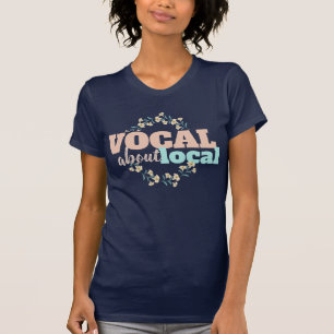 Vocal sobre la camiseta floral local