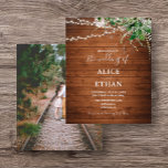 Volante del Boda de presupuesto de la vegetación r<br><div class="desc">La invitación a la boda de Boho incluye vegetación acuática y luces de cuerda en madera rústica.</div>