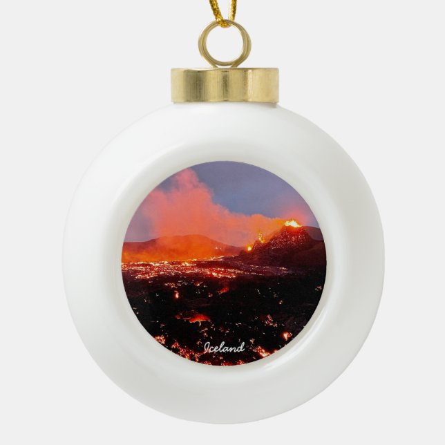 Volcán de Islandia - adorno de navidad de bola de  (Anverso)