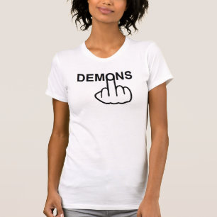 Voltean los demonios de las camisetas