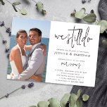 Vow Renewal Invitación Foto Que Todavía Hacemos<br><div class="desc">¿Estás buscando la invitación perfecta para invitar a amigos y familiares a celebrar contigo mientras renuevan los votos de tus bodas? Esta invitación a renovar la promesa de foto tiene una estética con letras a mano y a la moda y puede ser personalizada con los detalles de tu evento. y...</div>