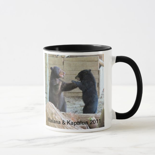 Wailana y taza de Kapalua 2011 (Derecha)