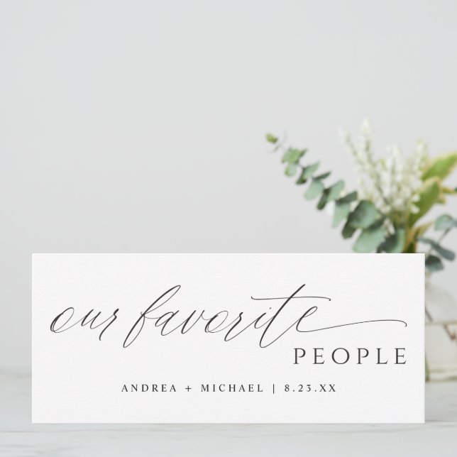 Wedding Seating Chart Our Favorite People Card (Anverso de pie)
