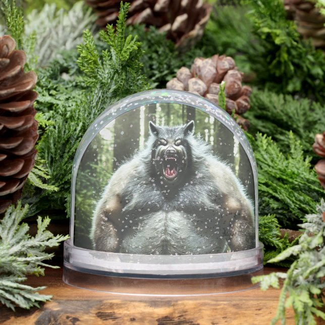 Werewolf Who Ate The Whole Village snow globe (Invierno)