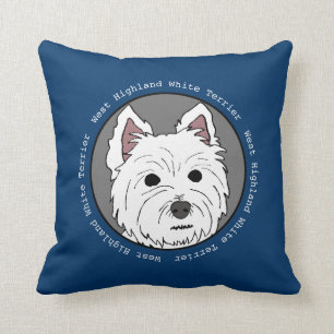 Westie hace frente a la almohada