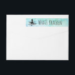 Whats Kracken Funny Nautical Pun | Dirección de de<br><div class="desc">¿Qué es kracken? El fondo de color azul suave de color azul envolvente alrededor de las etiquetas de correo de texto personalizado. El diseño de la etiqueta presenta un sutil esquema de color azul-verde del océano con un marco decorativo blanco para mostrar tus detalles personales y una cita graciosa en...</div>