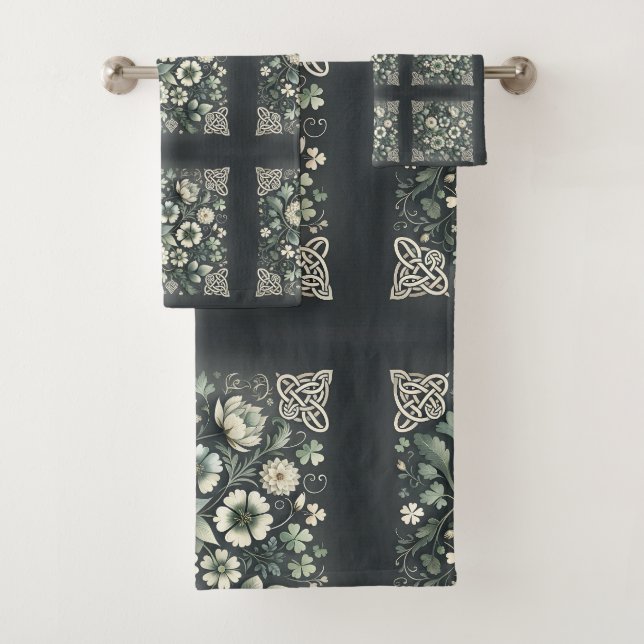 Whispered Clover Knotwork Garden (In situ)