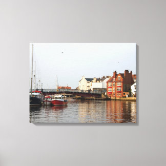Whitby Harbor Lienzo envuelto
