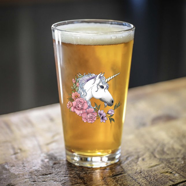 White Unicorn and Flowers (Subido por el creador)
