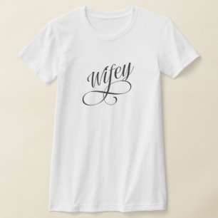 Wifey Cute Script Nueva camiseta