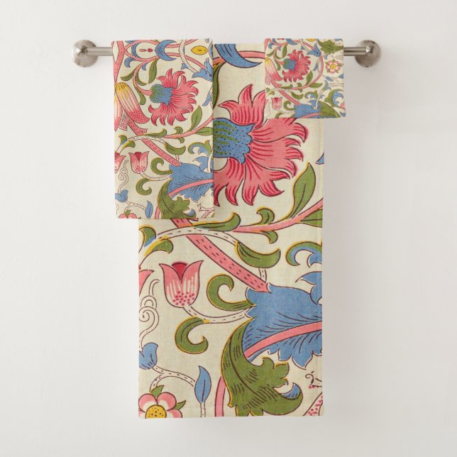 William Morris Lodden Estampado Floral Pastel  (In situ)
