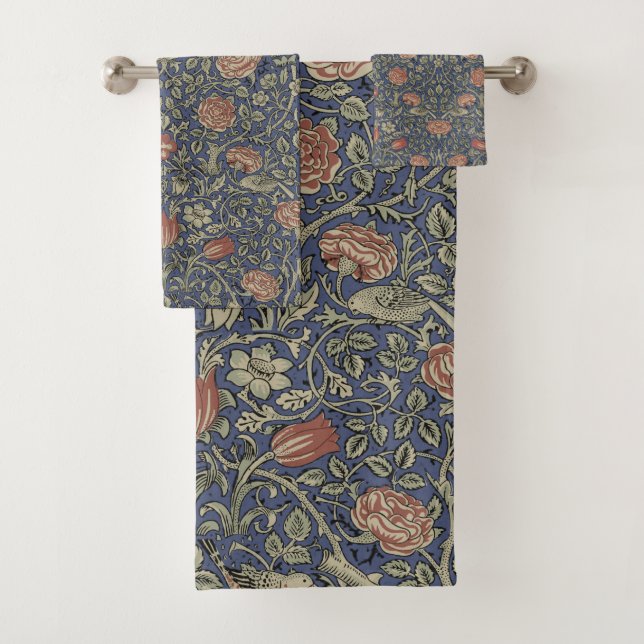 William Morris Tudor Rosa Wallpaper (In situ)