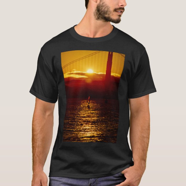 WindSurfer simulado por la camiseta de la puesta d (Anverso)