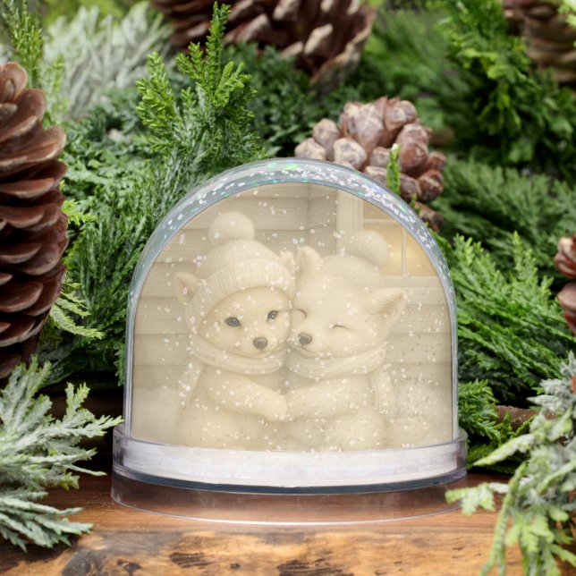 Winter Fox Couple in Cozy Knit Hats Snow Globe (Invierno)