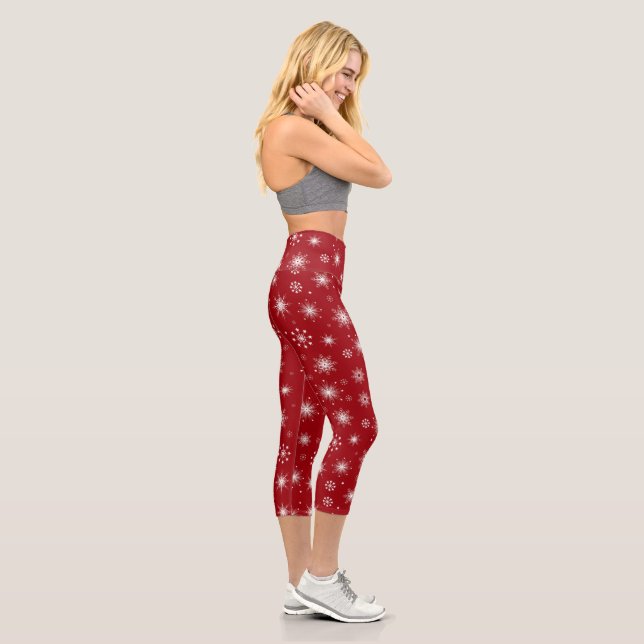 Winter Wonderland Red Leggings with Snowflakes (Derecha)