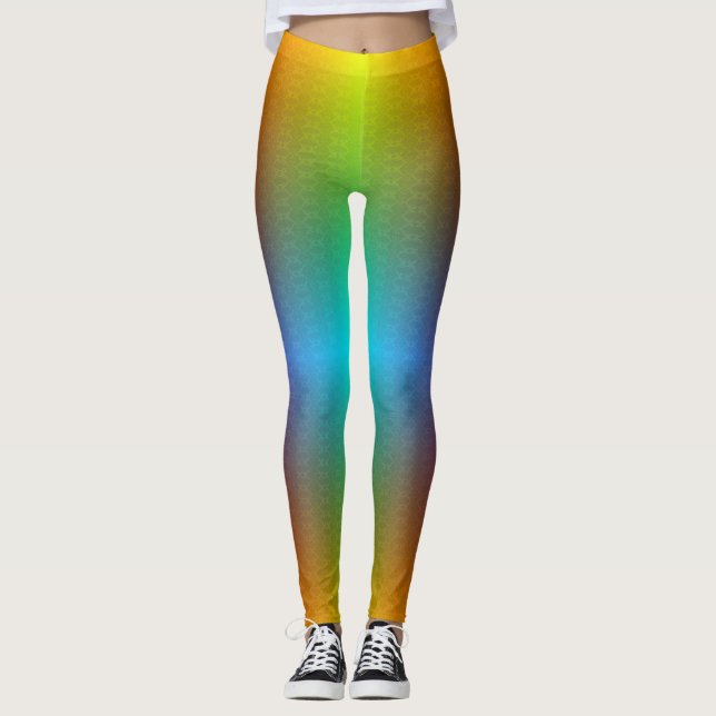 Woman in rainbow gradient leggings with a subtle  (Anverso)