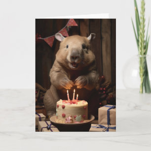 Wombat con un pastel de cumpleaños - tarjeta