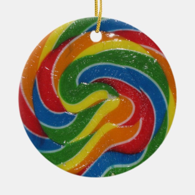 WOW. Ese es un ornamento folklórico enorme (Frente)