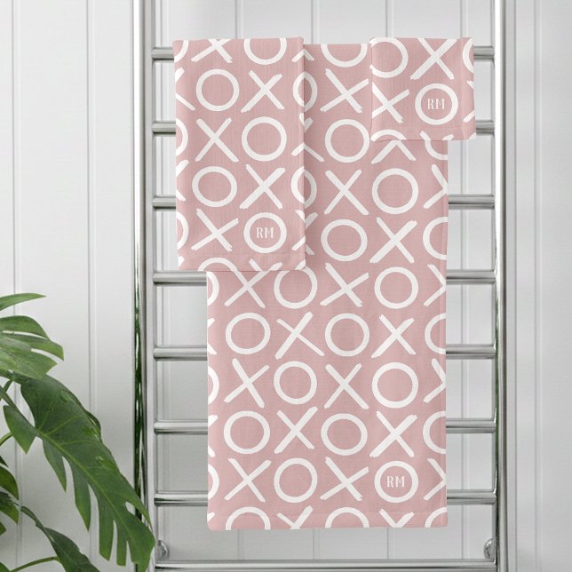 XOXO Hugs & Kisses Monogrammed Dusty Pink Modern (Subido por el creador)