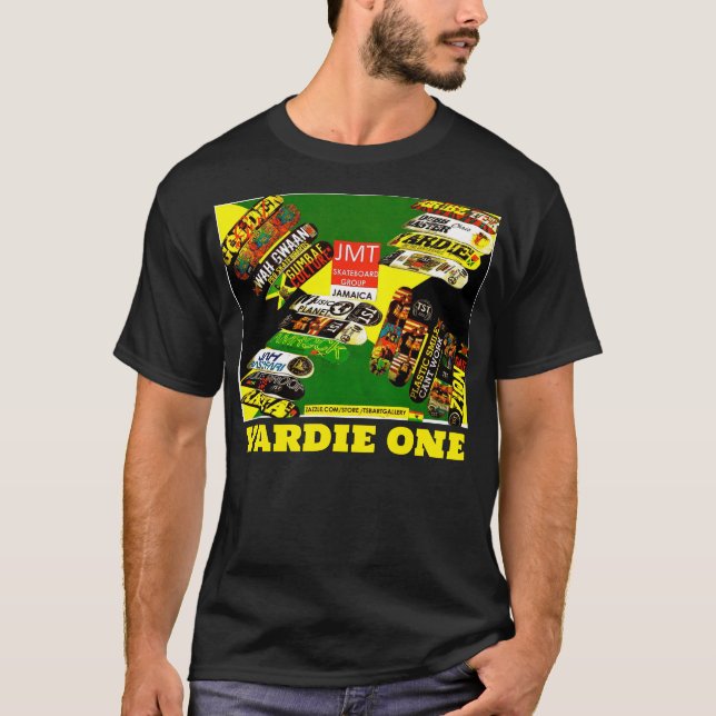 YARDIE UNO. Camiseta básica oscura (Anverso)