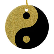 Yin Yang Black y el ornamento de oro