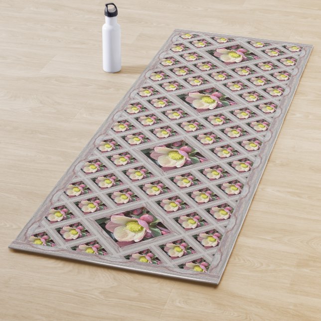 Yoga Mat con Hellebores rosados de Bonito (In situ)
