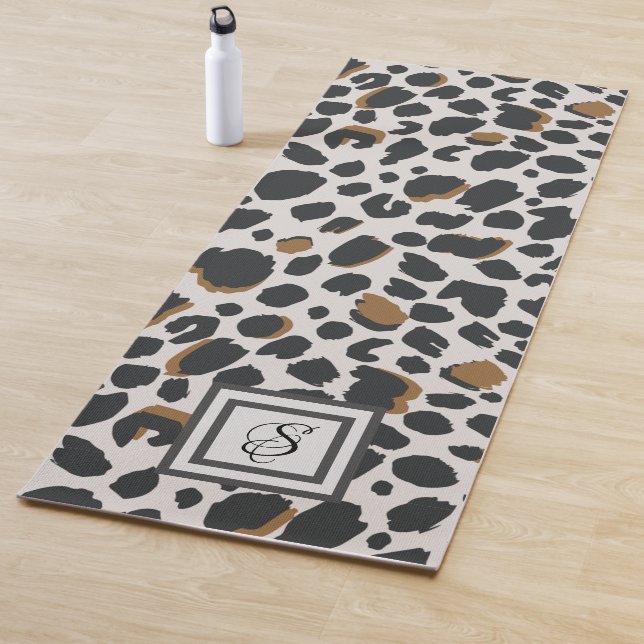Yoga Mat - Leopardo Print con Monograma (In situ)