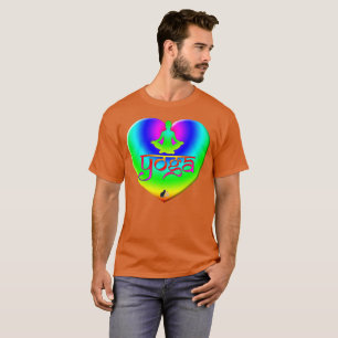 Yoga Rainbow intenta una camiseta cardíaca