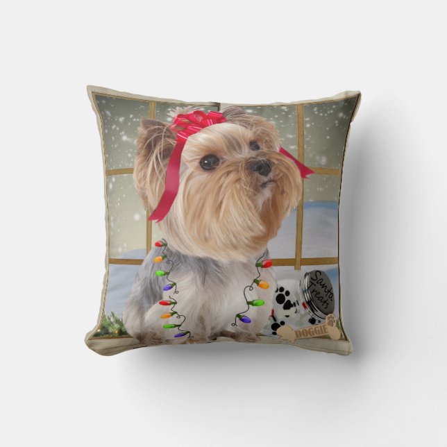Yorkie en almohada de la luz de navidad por (Anverso)