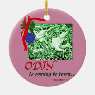 Yule/Odin que viene al ornamento de la ciudad