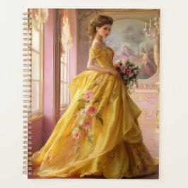 Yvette en un planificador amarillo