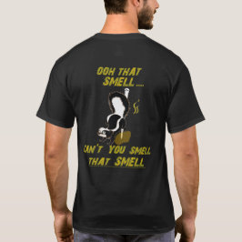 Zapato que echa la camiseta básica. Olor de la