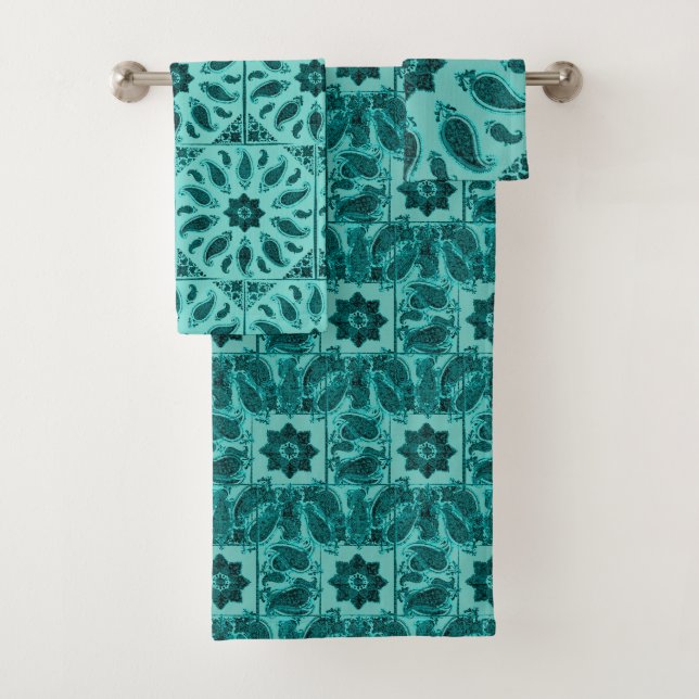 Zocalo by megyarsh bath towel set (In situ)